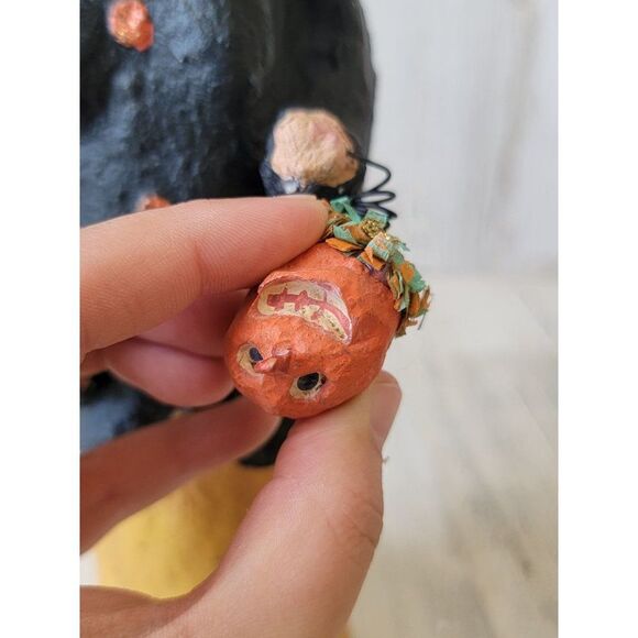 Vintage rustic paper mache witch pumpkin Halloween prop Decor figure - Picture 4 of 11